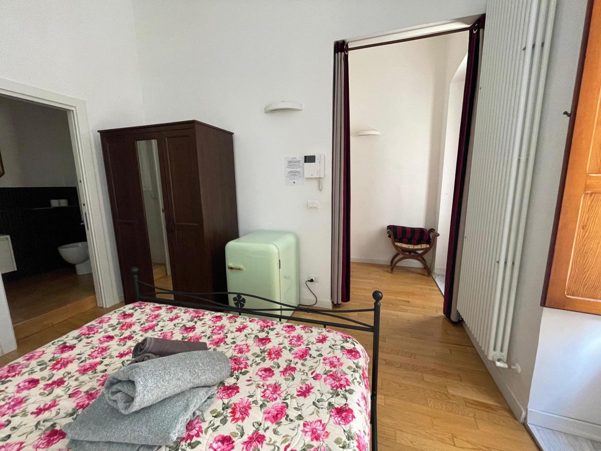 Lovely Room In Bari Old Town Extérieur photo